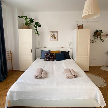 Quiet Apartment Near Buda Castle Budapest Eksteriør bilde