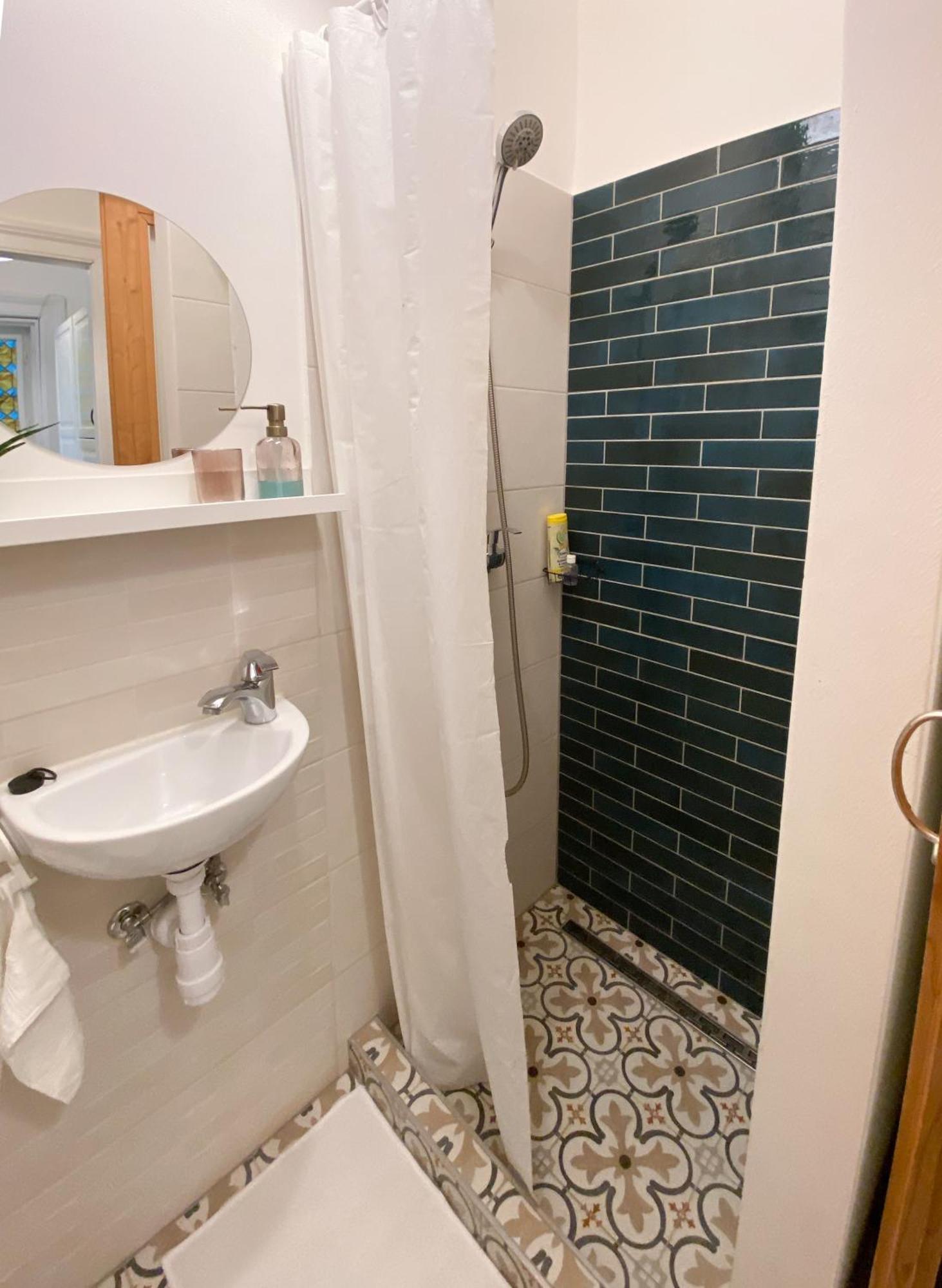 Quiet Apartment Near Buda Castle Budapest Eksteriør bilde